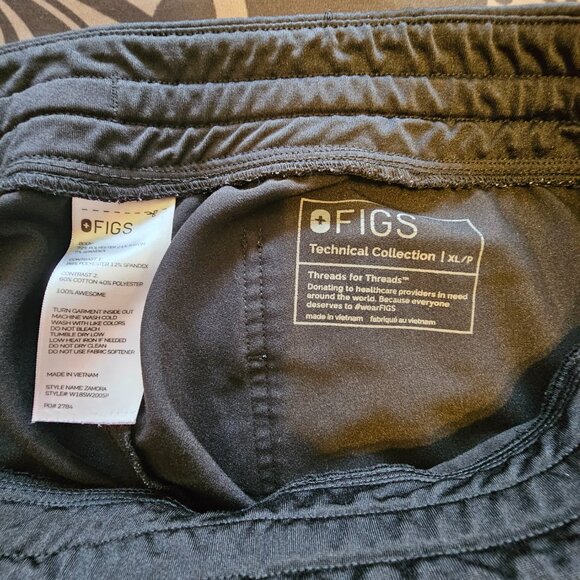 Figs Black Zamora™ High Waisted - Petite Jogger Scrub Pants XL - Black - petite - Picture 11 of 13